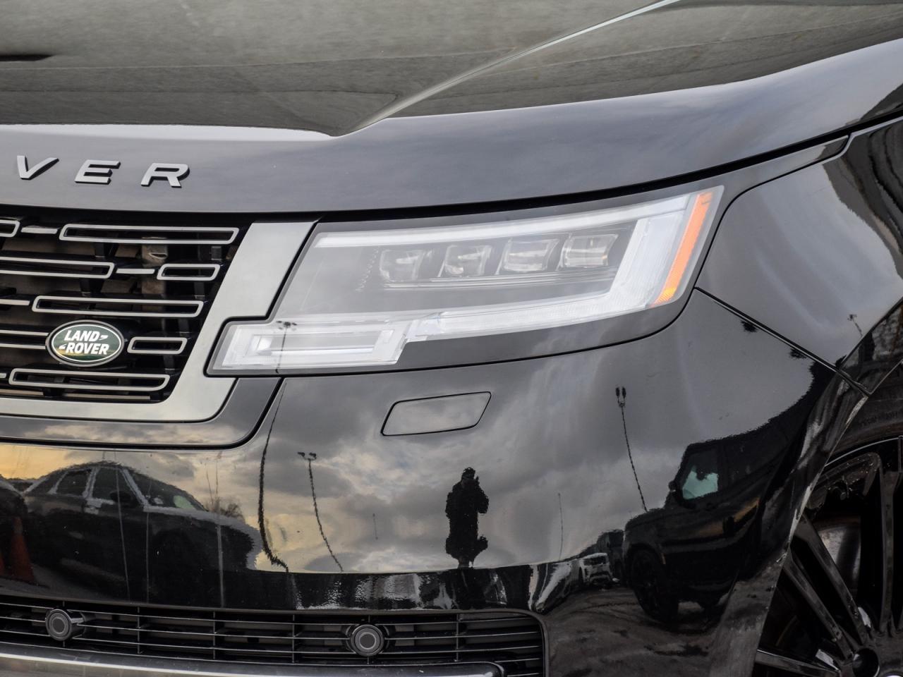 2025 Land Rover Range Rover P530 SE SWB Photo