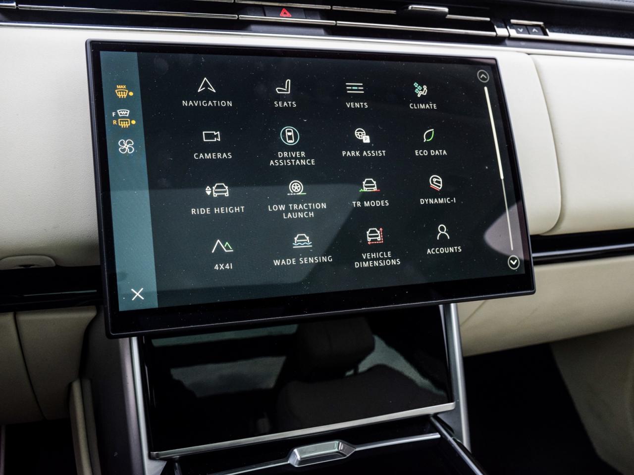 2025 Land Rover Range Rover P530 SE SWB Photo