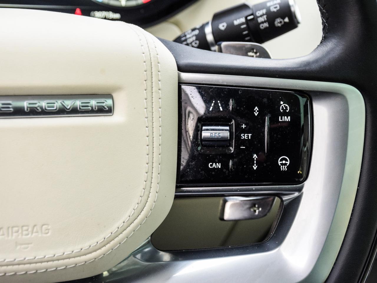 2025 Land Rover Range Rover P530 SE SWB Photo