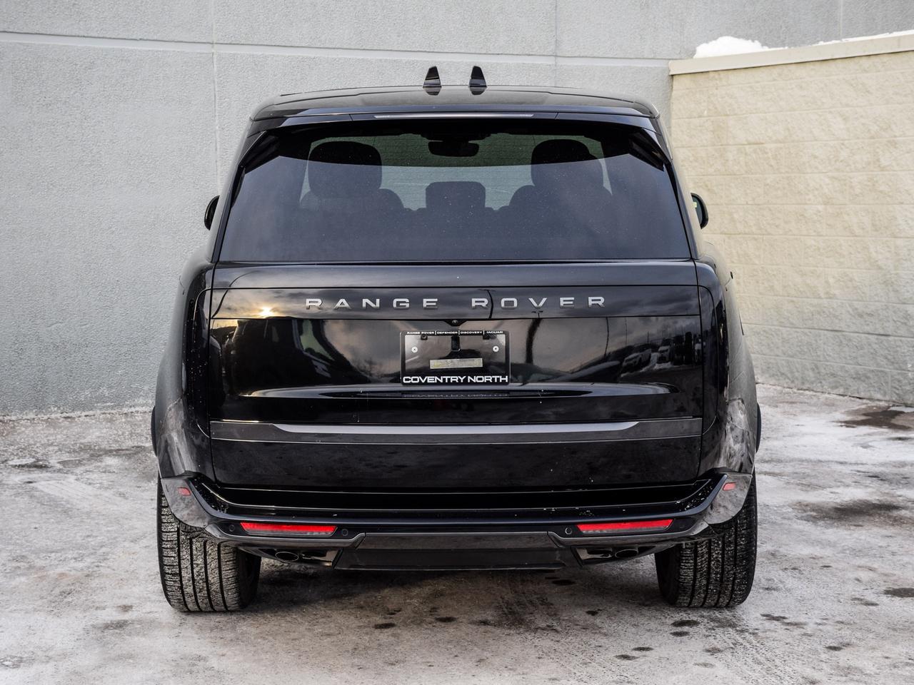 2024 Land Rover Range Rover P530 SE SWB Photo