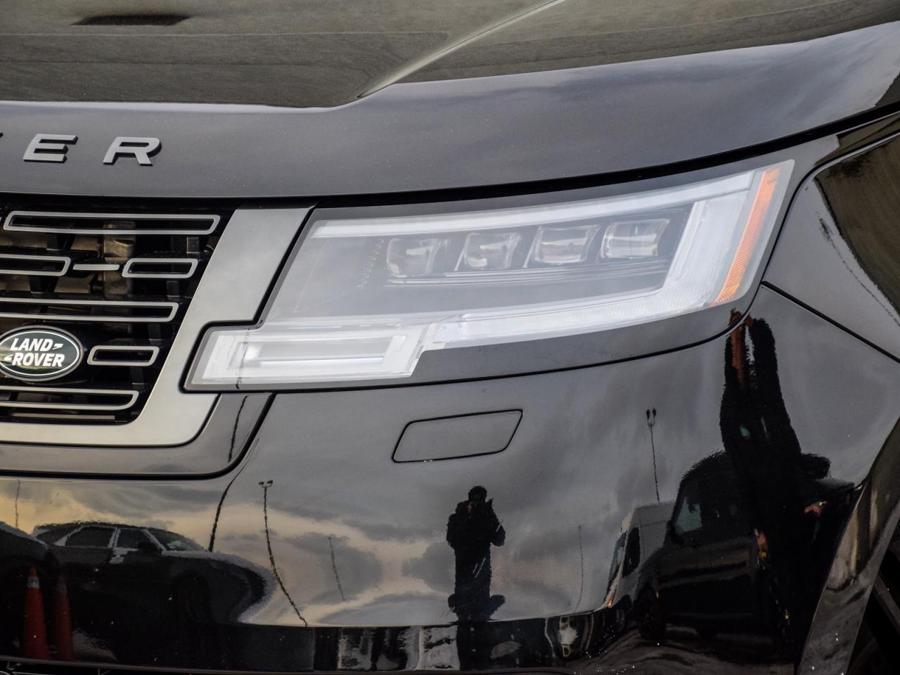 2024 Land Rover Range Rover P530 SE SWB Photo