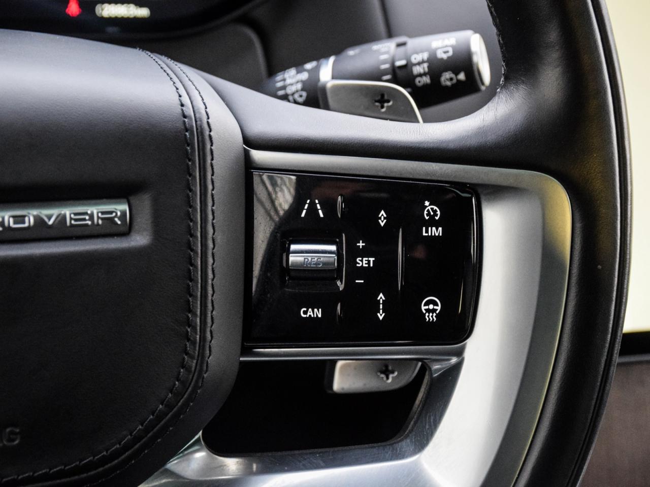 2024 Land Rover Range Rover P530 SE SWB Photo