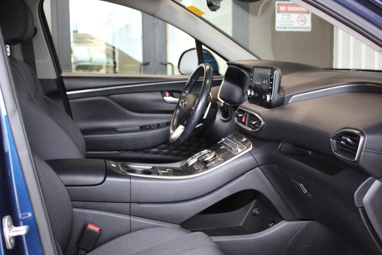 2022 Hyundai Santa Fe Preferred Photo