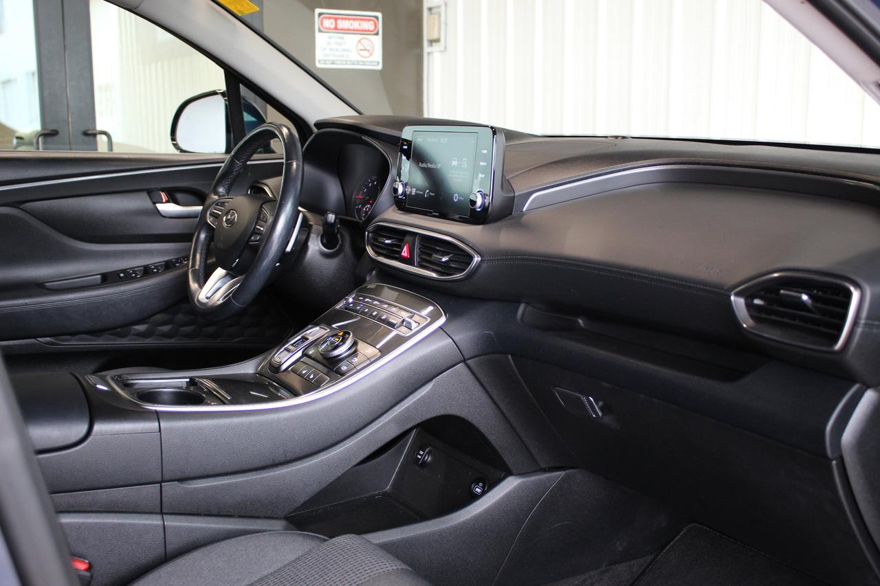 2022 Hyundai Santa Fe Preferred Photo