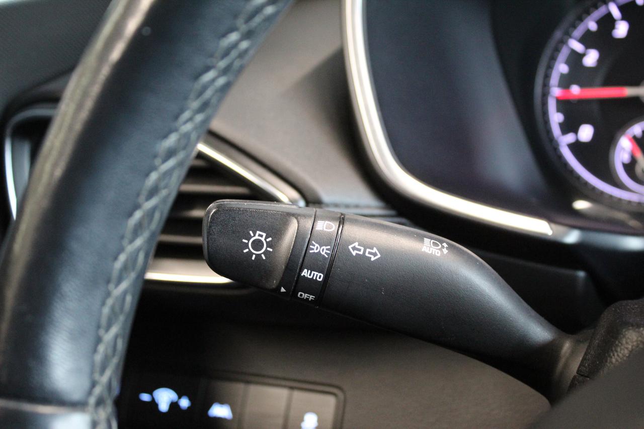 2022 Hyundai Santa Fe Preferred Photo
