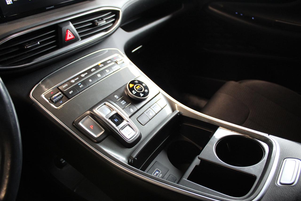2022 Hyundai Santa Fe Preferred Photo
