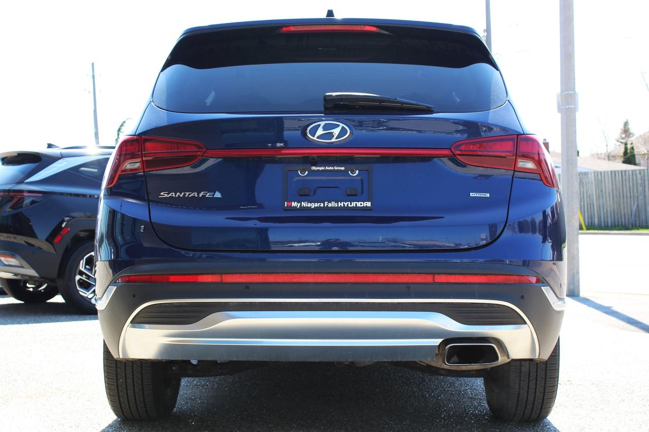 2022 Hyundai Santa Fe Preferred Photo3