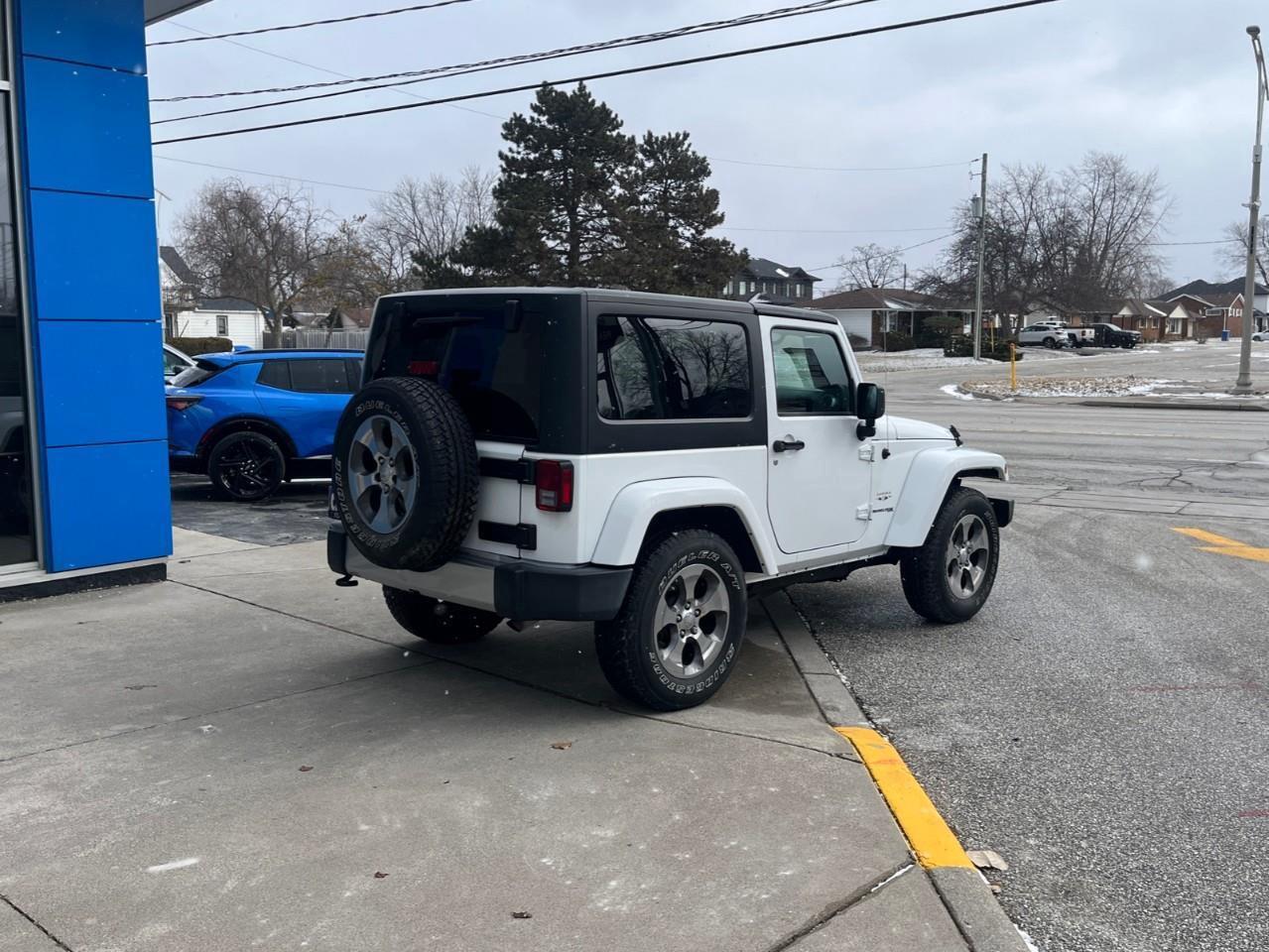 2018 Jeep Wrangler  Photo4