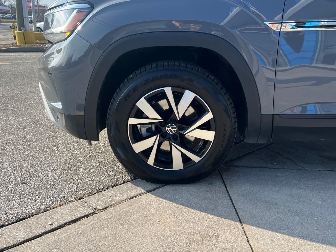 2022 Volkswagen Atlas Cross Sport COMFORTLINE LEATHER Photo