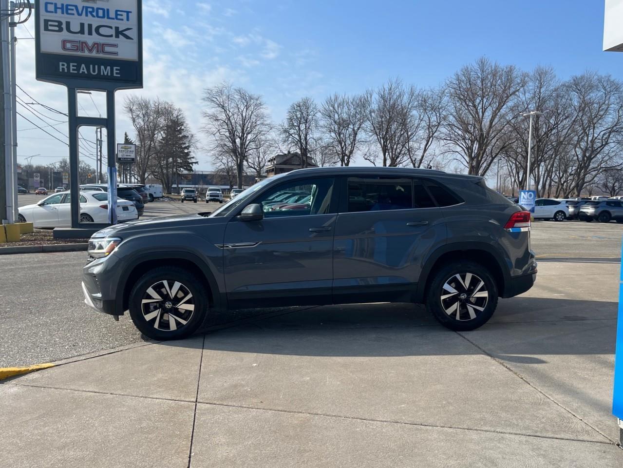 2022 Volkswagen Atlas Cross Sport COMFORTLINE LEATHER Photo