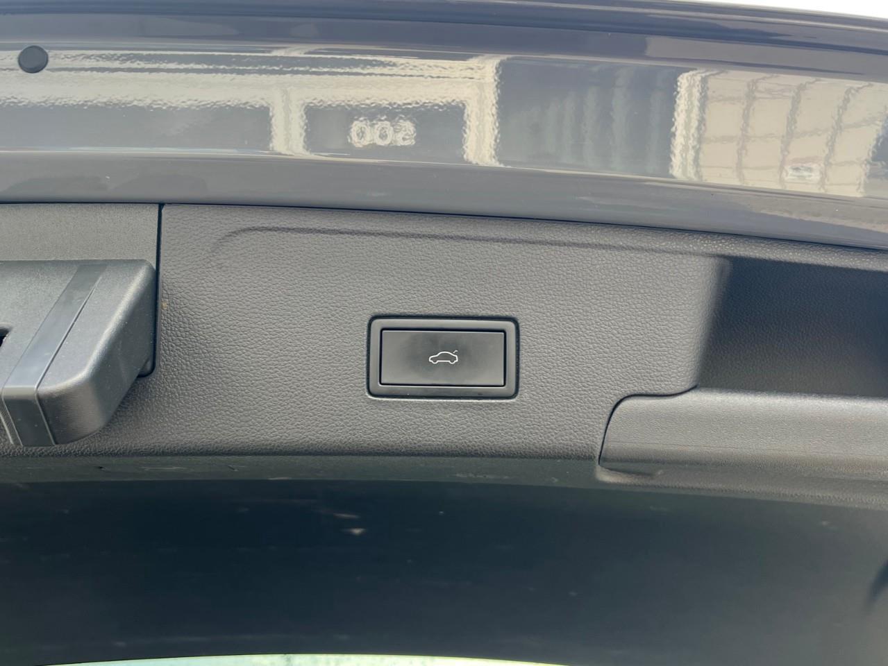 2022 Volkswagen Atlas Cross Sport COMFORTLINE LEATHER Photo