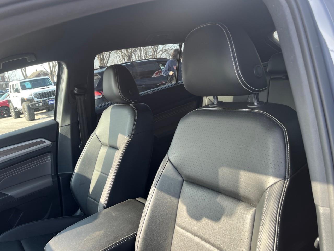 2022 Volkswagen Atlas Cross Sport COMFORTLINE LEATHER Photo