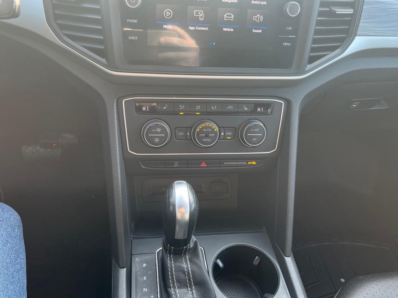 2022 Volkswagen Atlas Cross Sport COMFORTLINE LEATHER Photo