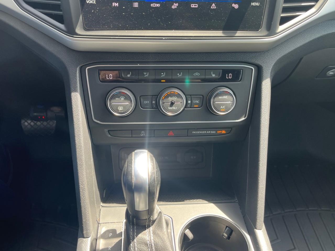 2022 Volkswagen Atlas Cross Sport COMFORTLINE LEATHER Photo