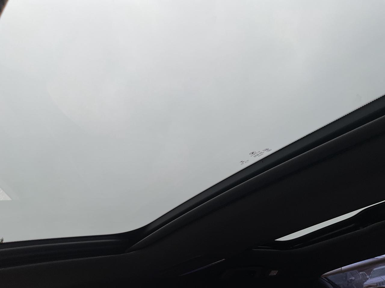 2016 BMW 750 Li xDrive 4dr All-Wheel Drive Sedan Photo