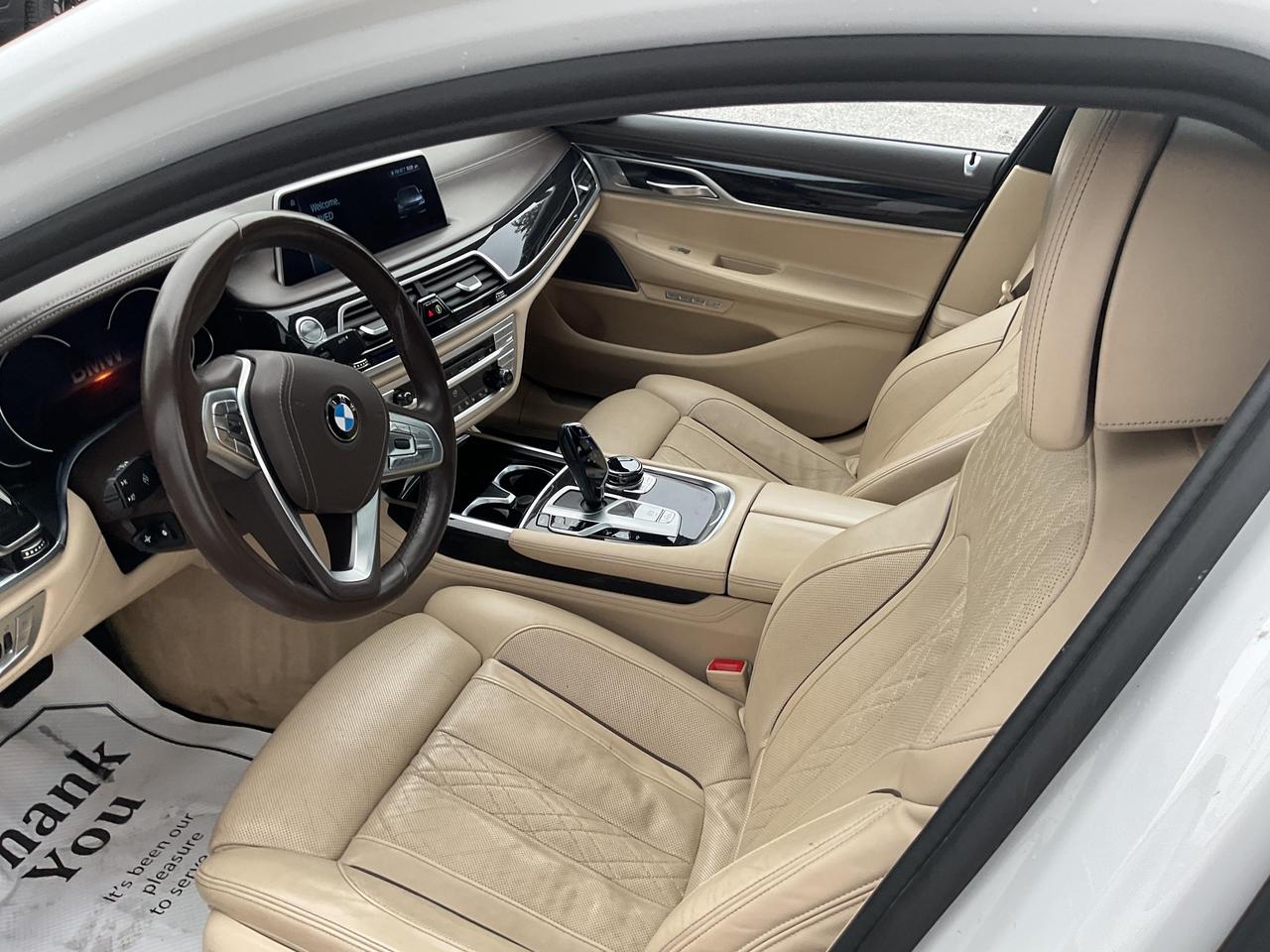 2016 BMW 750 Li xDrive 4dr All-Wheel Drive Sedan Photo