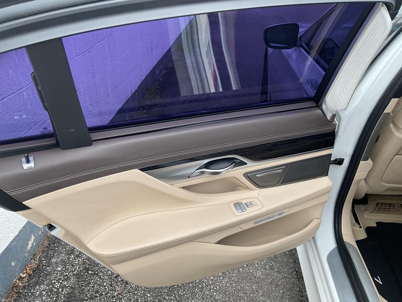 2016 BMW 750 Li xDrive 4dr All-Wheel Drive Sedan Photo