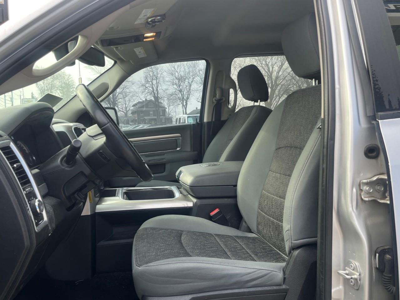 2017 RAM 1500  Photo