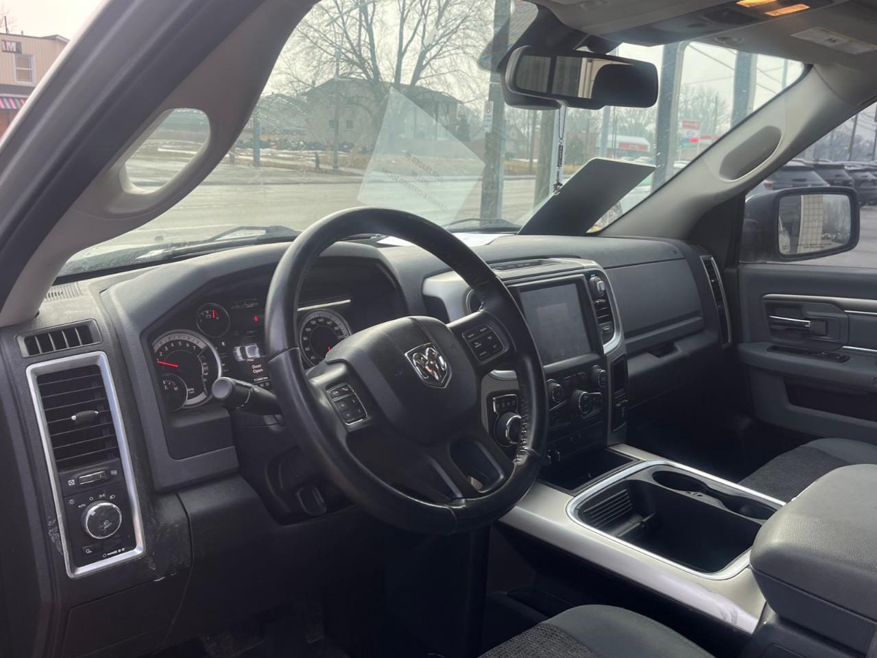 2017 RAM 1500  Photo