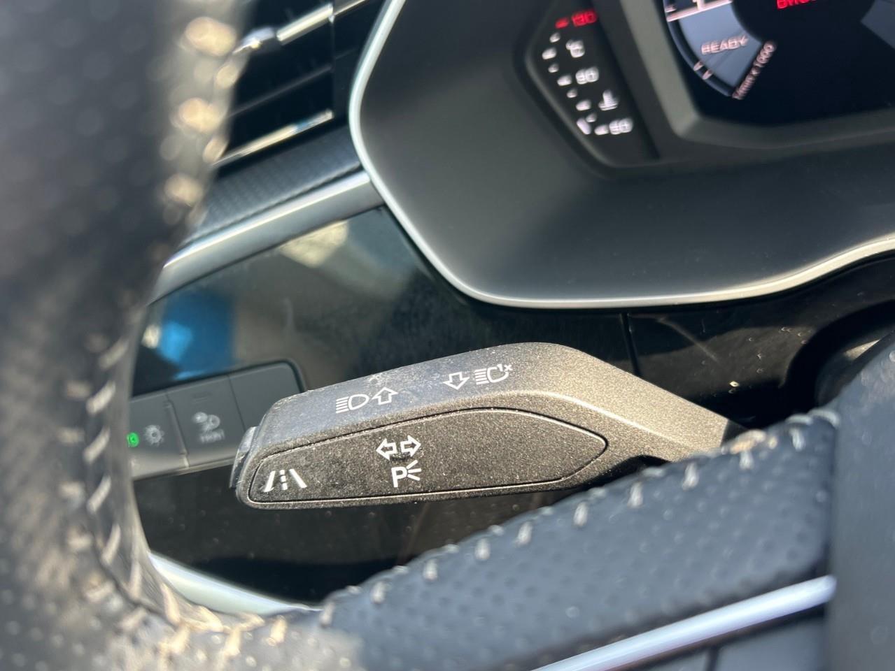 2020 Audi Q3 Quattro Photo