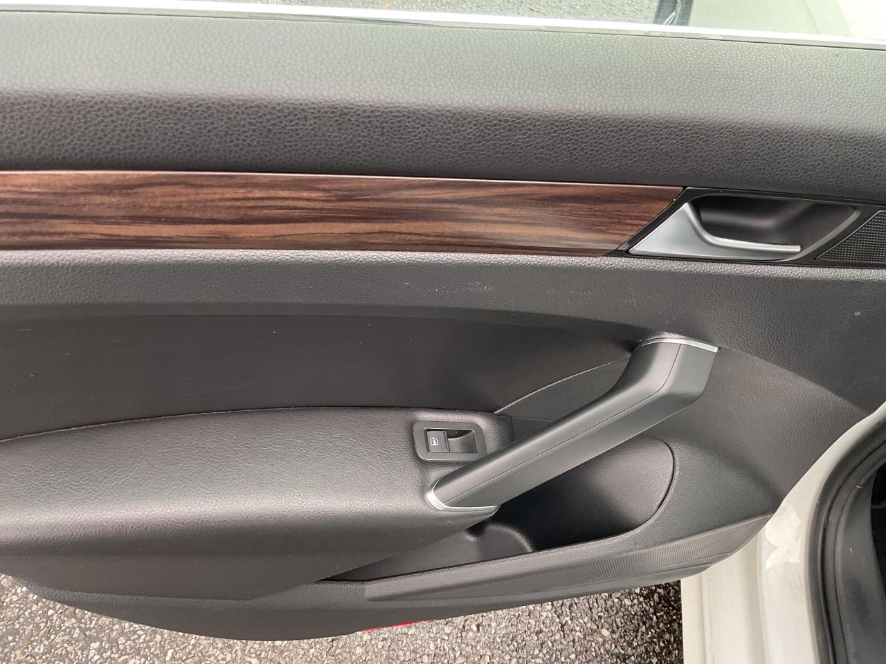 2020 Volkswagen Passat Execline 4dr Sedan Photo