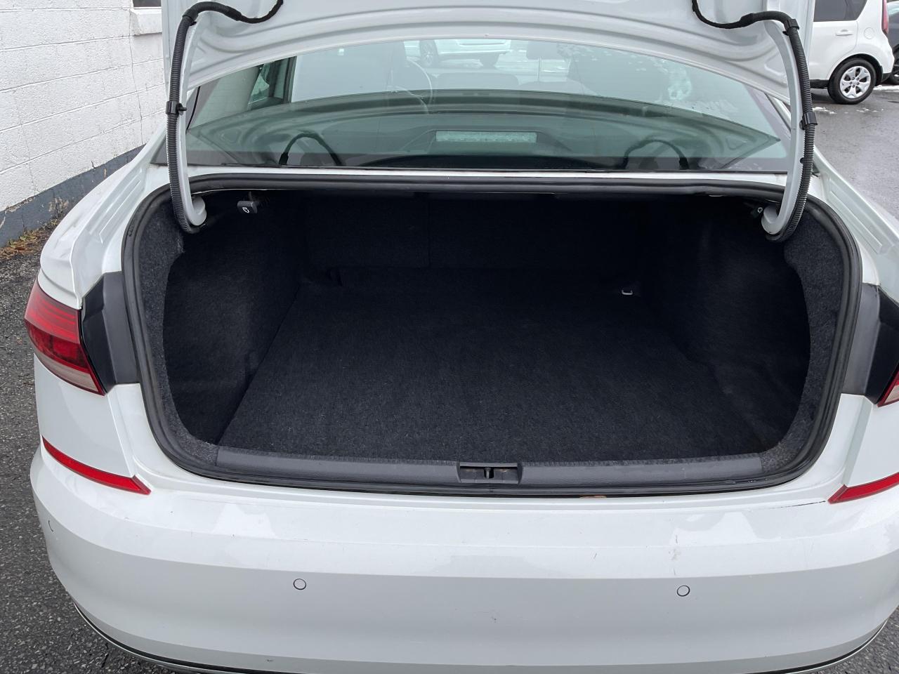 2020 Volkswagen Passat Execline 4dr Sedan Photo