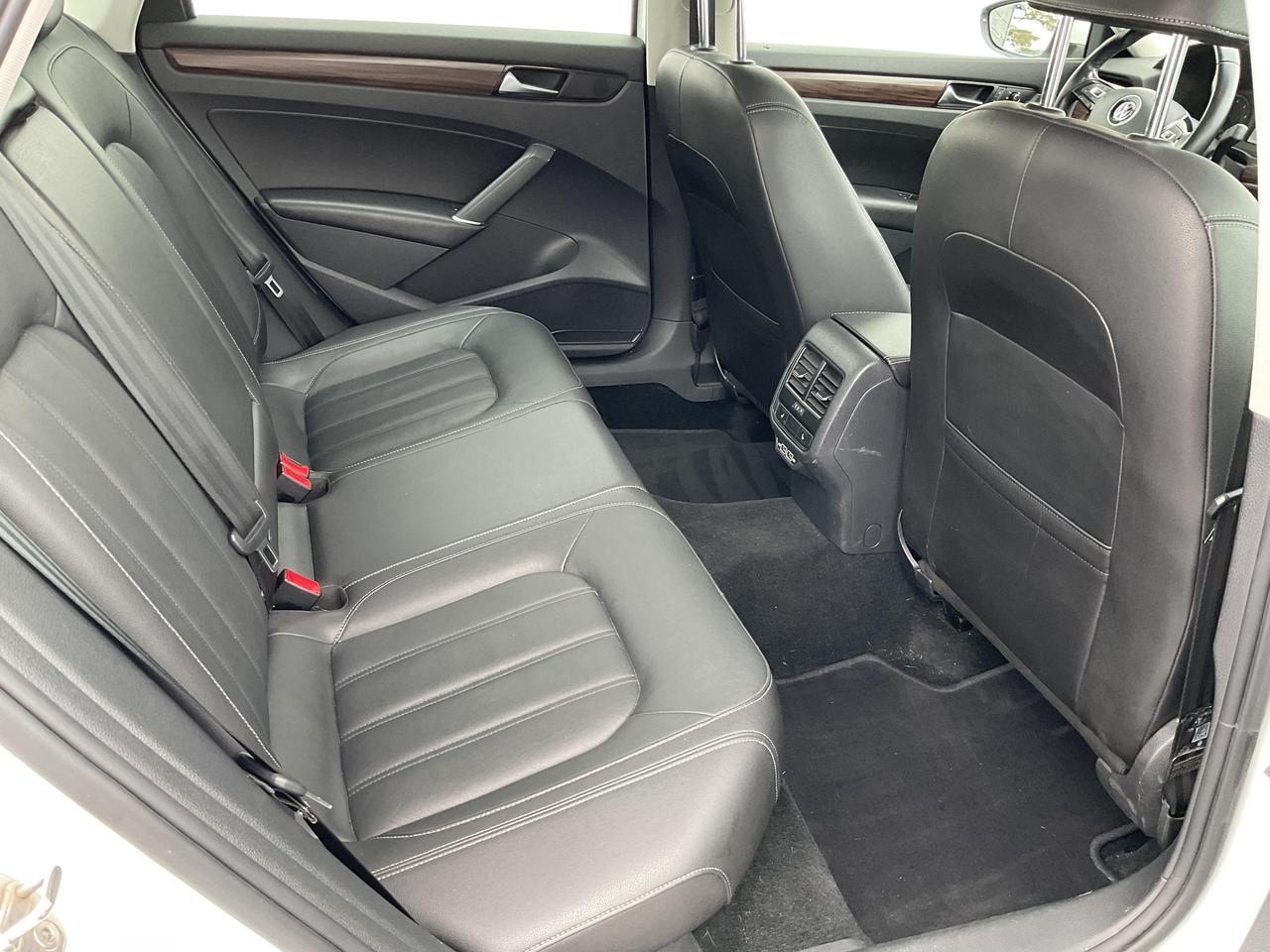 2020 Volkswagen Passat Execline 4dr Sedan Photo