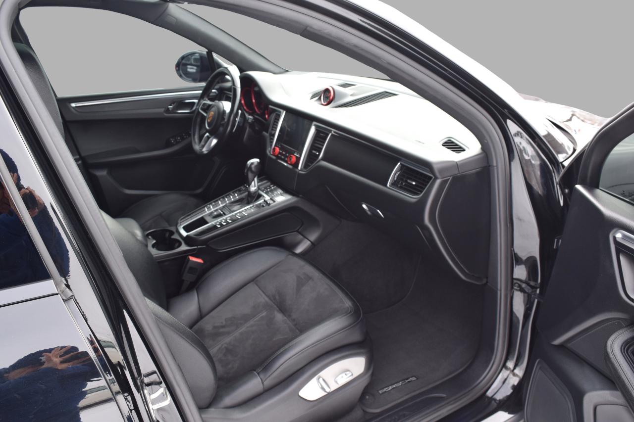 2018 Porsche Macan AWD Navi Panoramic Sunroof Photo