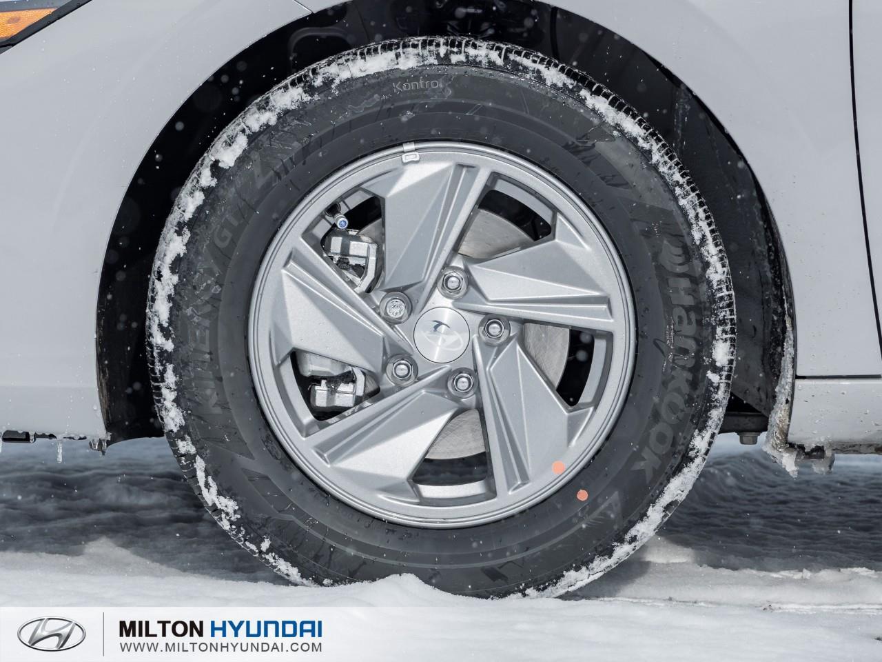 2026 Hyundai Elantra ESSENTIAL 4DR SEDAN Photo