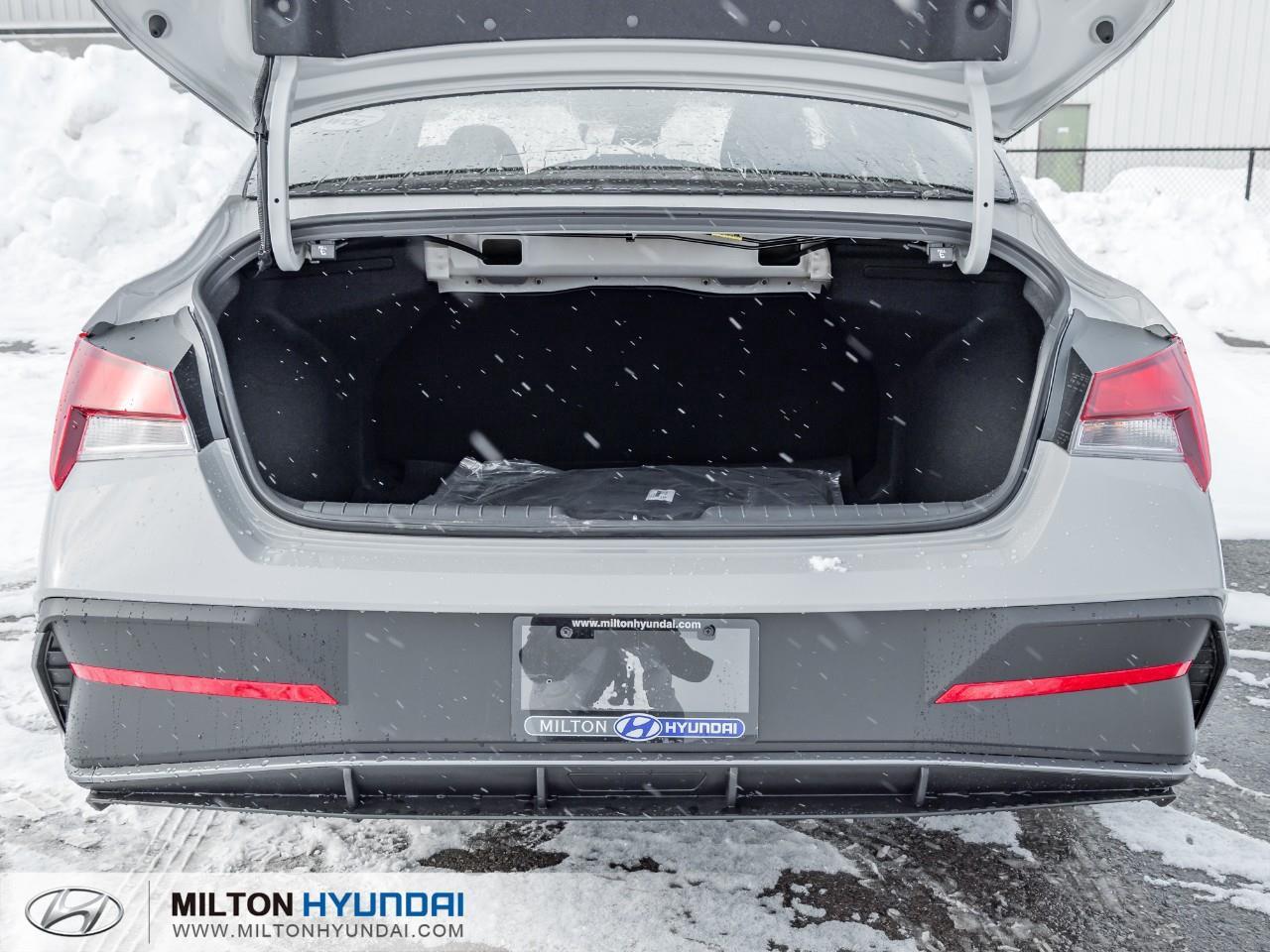 2026 Hyundai Elantra ESSENTIAL 4DR SEDAN Photo