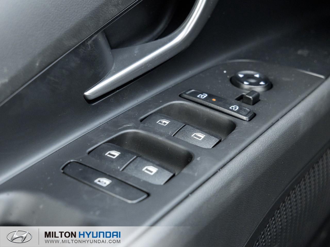 2026 Hyundai Elantra ESSENTIAL 4DR SEDAN Photo