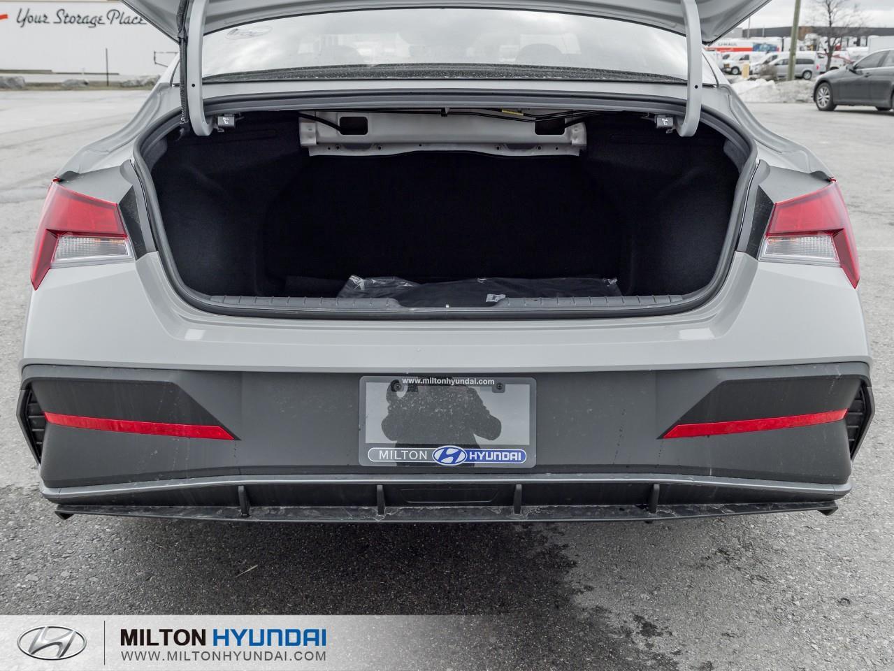 2026 Hyundai Elantra ESSENTIAL 4DR SEDAN Photo