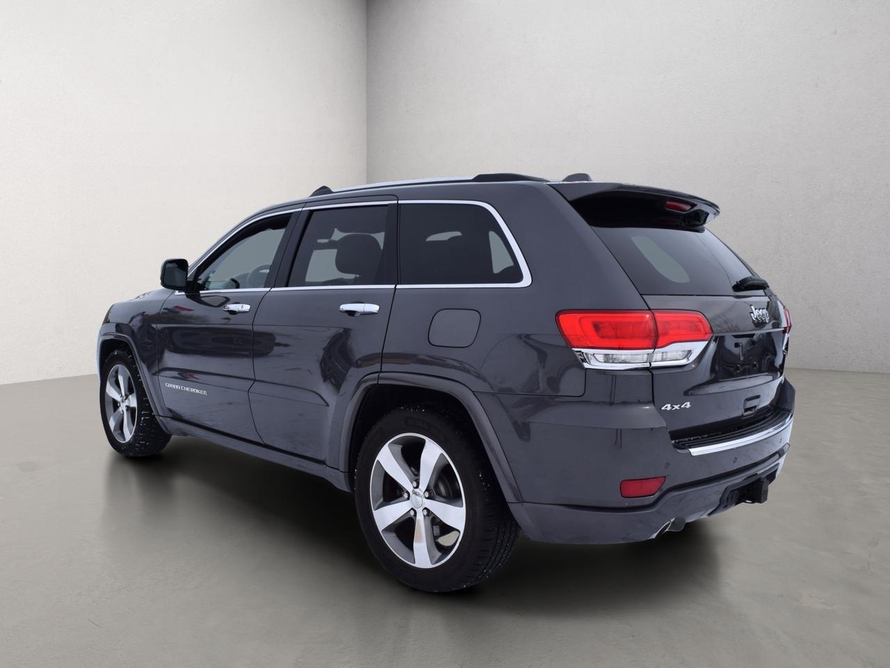 2015 Jeep Grand Cherokee Overland Photo