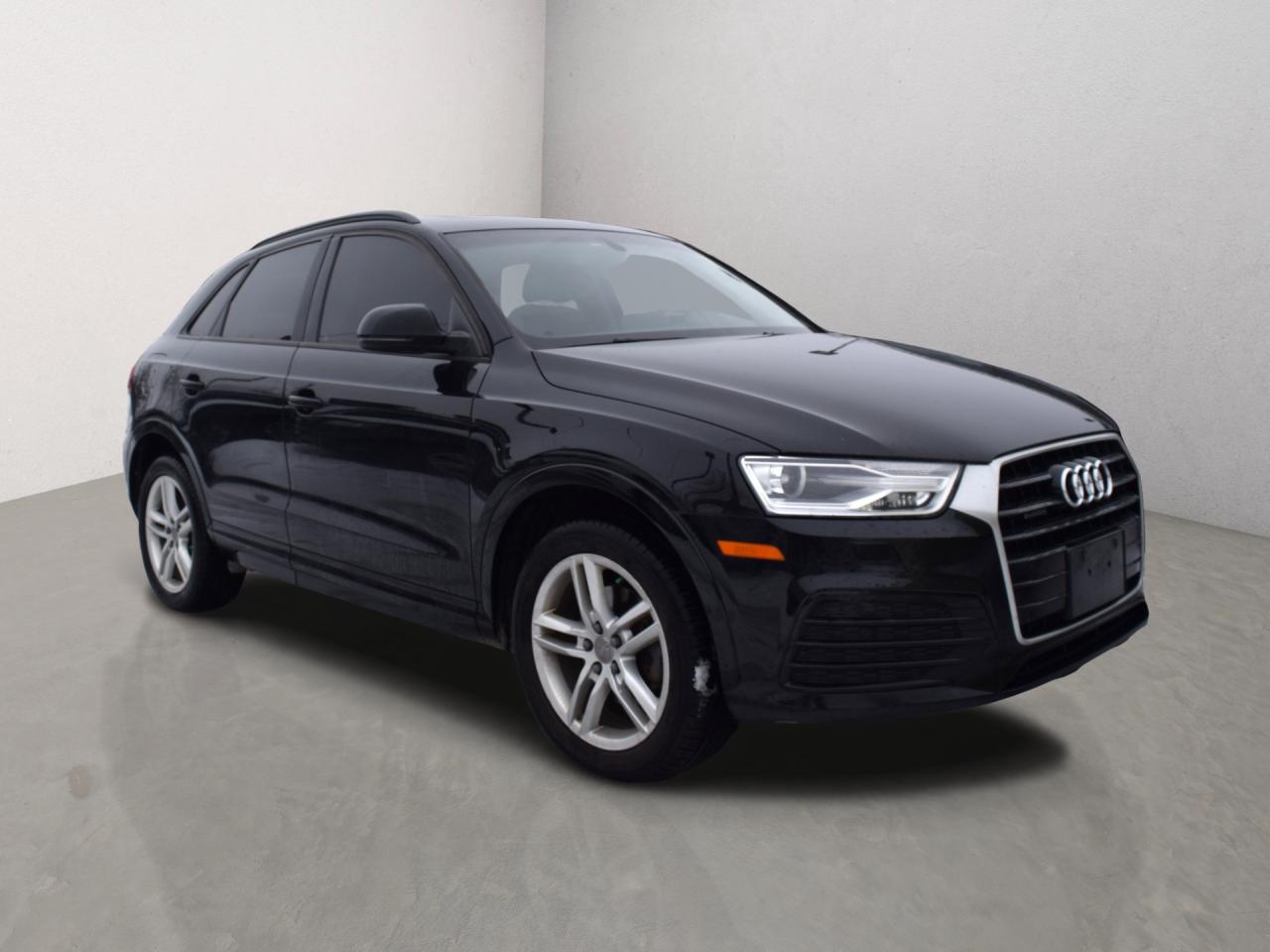 2015 Audi Q3 Progressiv AWD Sunroof Photo