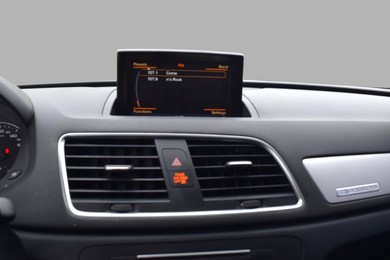 2015 Audi Q3 Progressiv AWD Sunroof Photo