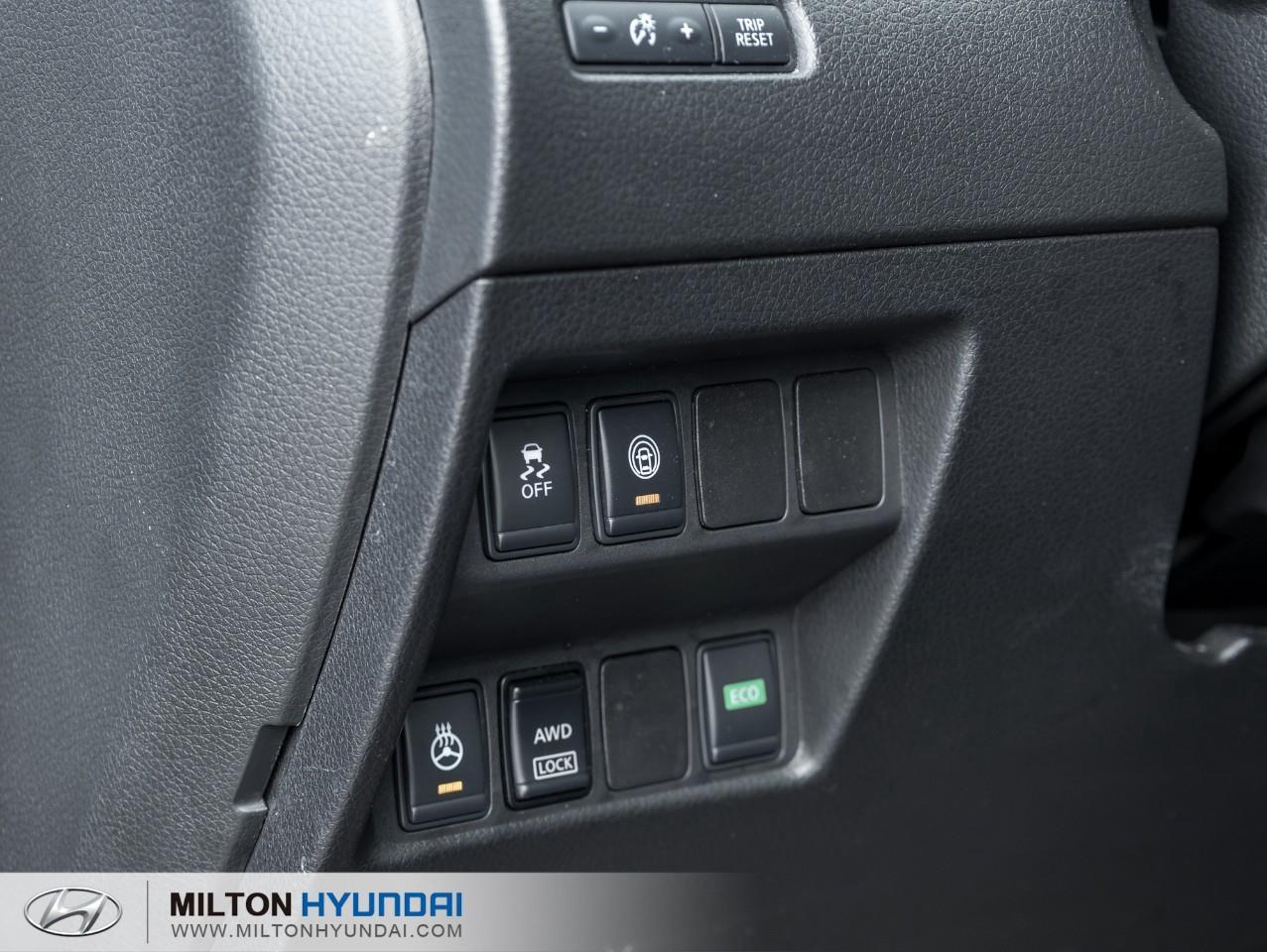 2017 Nissan Qashqai SL (CVT) 4dr All-Wheel Drive Photo