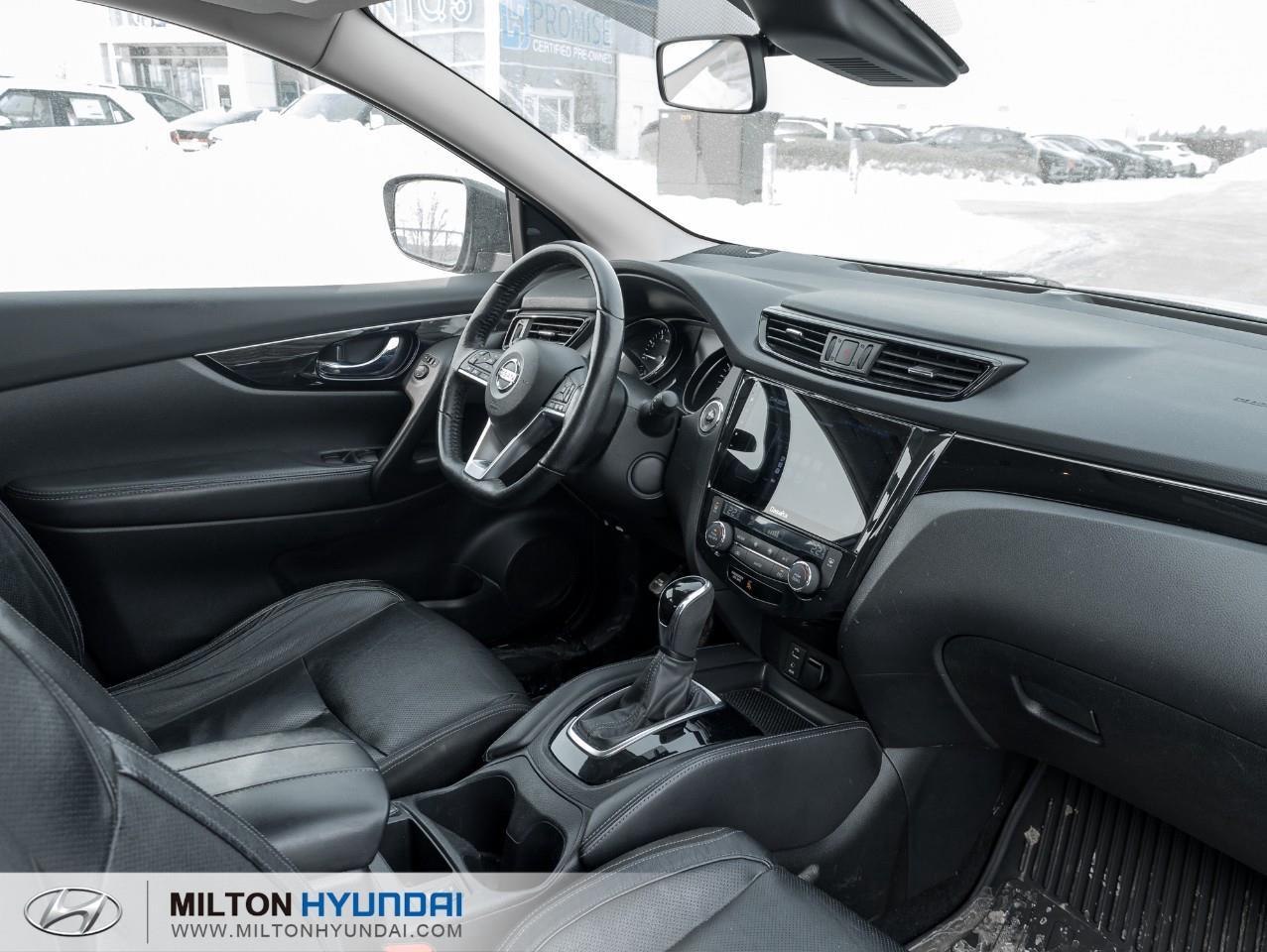 2017 Nissan Qashqai SL (CVT) 4dr All-Wheel Drive Photo