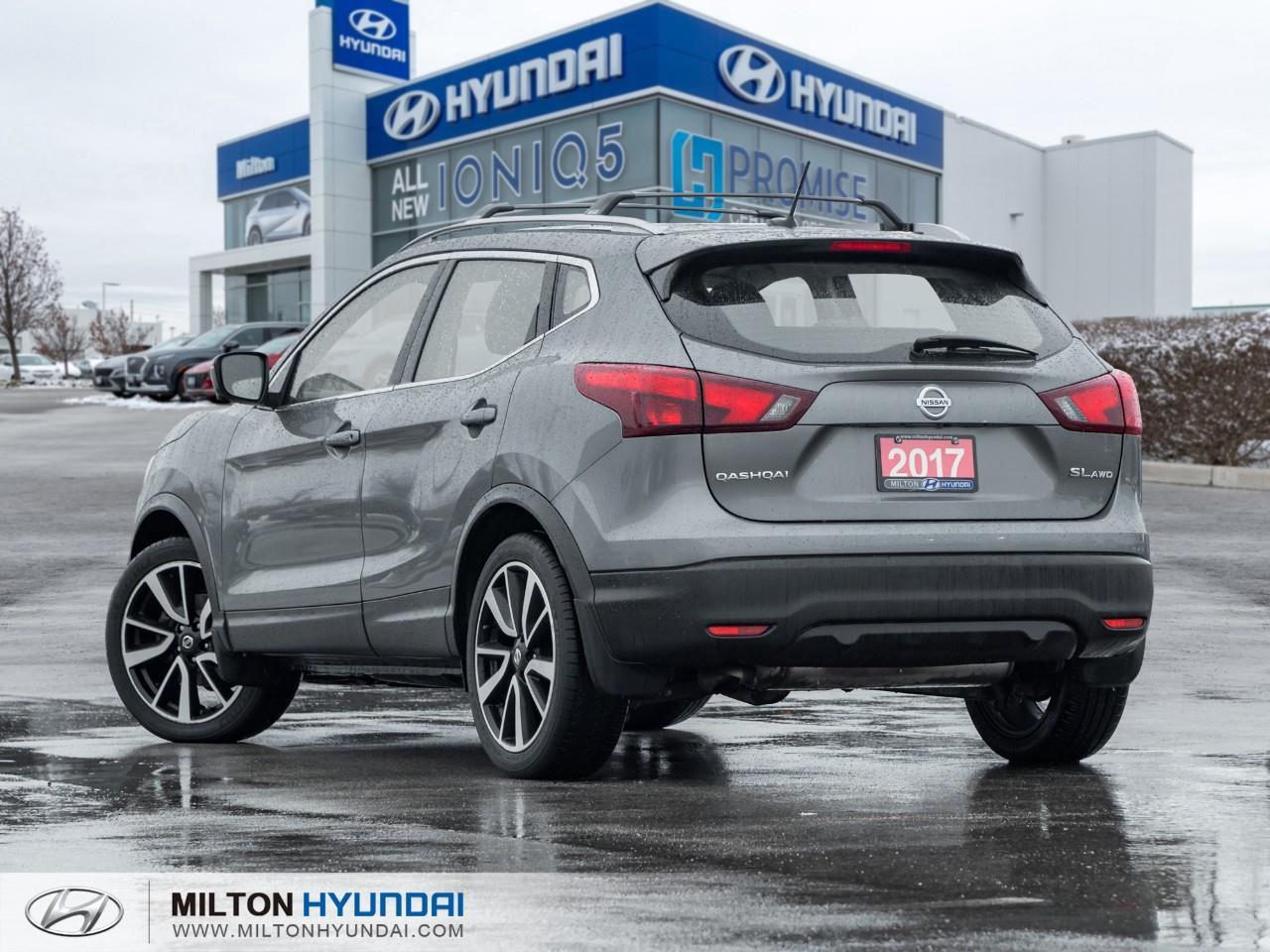 2017 Nissan Qashqai SL (CVT) 4dr All-Wheel Drive Photo4