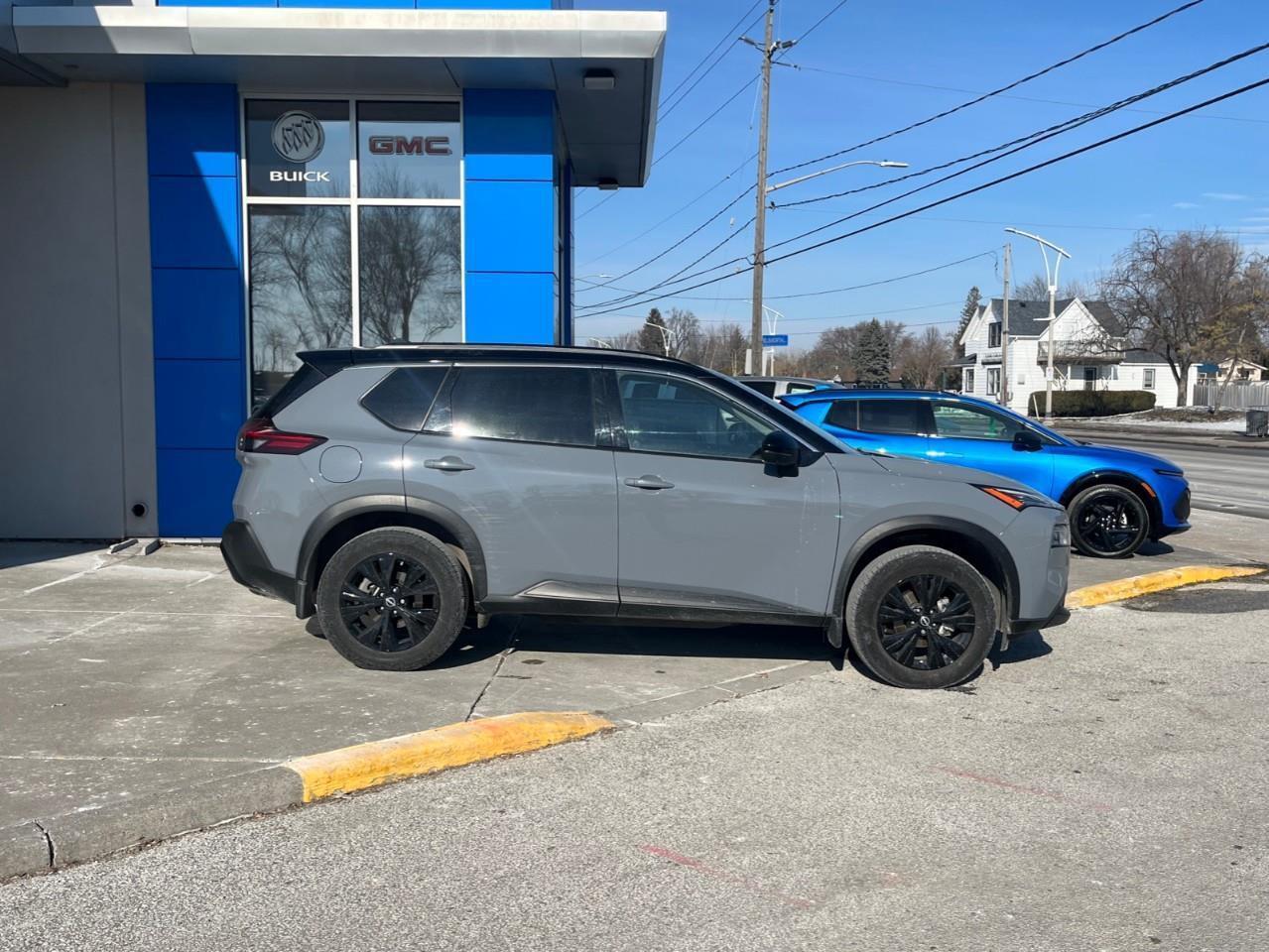 2023 Nissan Rogue SV MIDNIGHT PKG LEAHTER AND SUNROOF Photo3