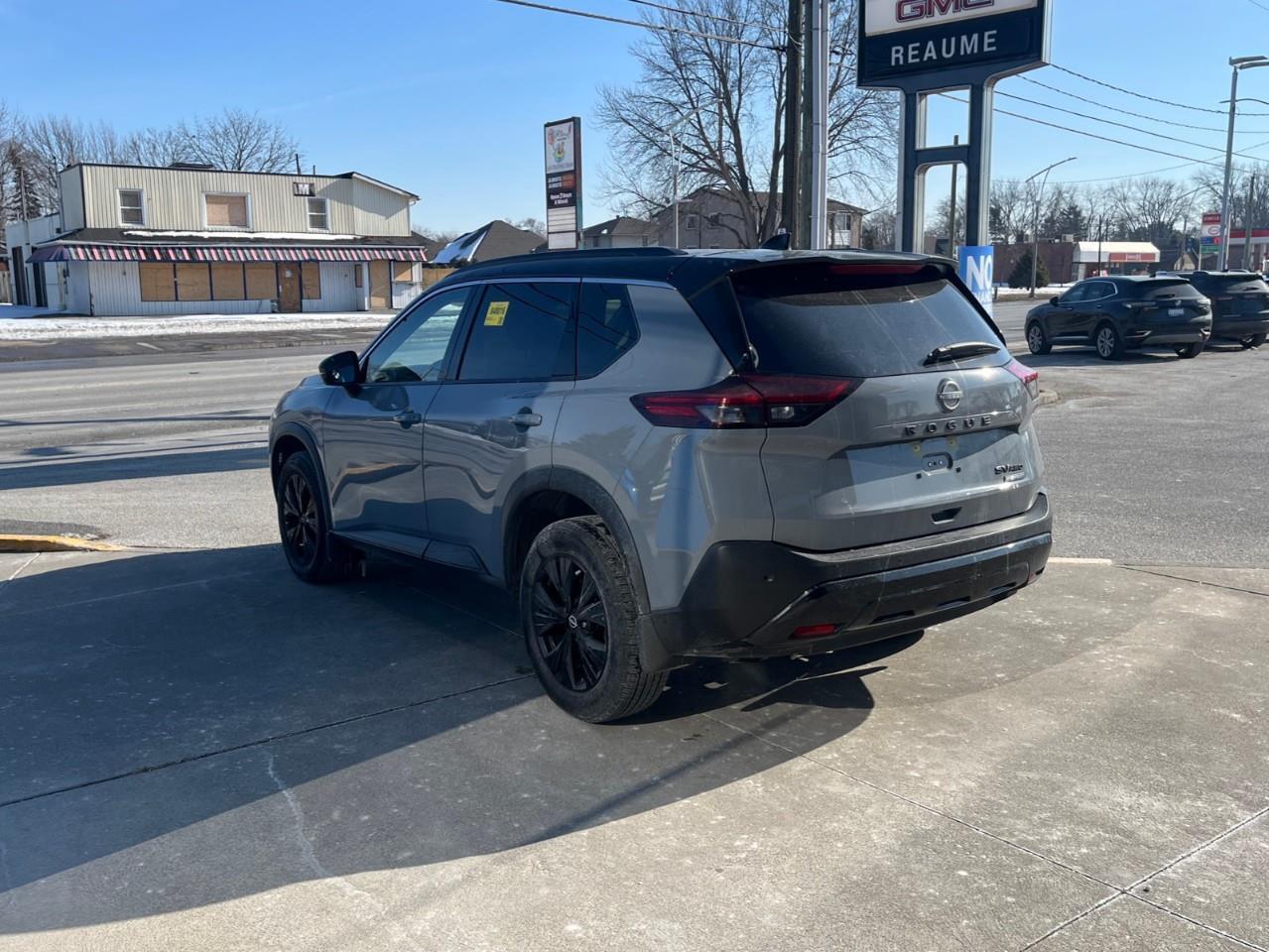 2023 Nissan Rogue SV MIDNIGHT PKG LEAHTER AND SUNROOF Photo