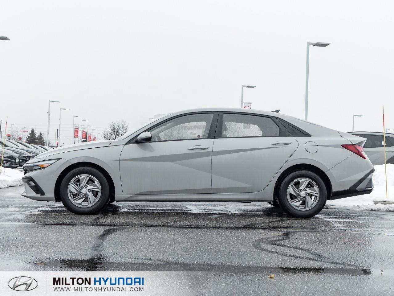 2025 Hyundai Elantra ESSENTIAL 4DR SEDAN Photo