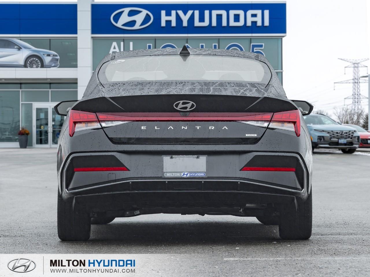 2026 Hyundai Elantra HEV Luxury 4dr Sedan Photo
