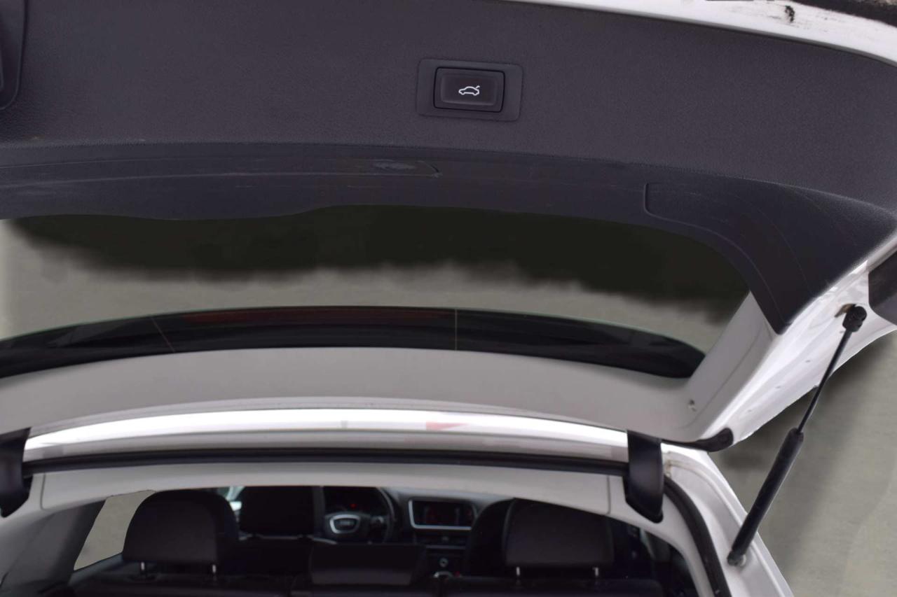 2016 Audi Q5 AWD Progressiv Panoramic Sunroof Photo