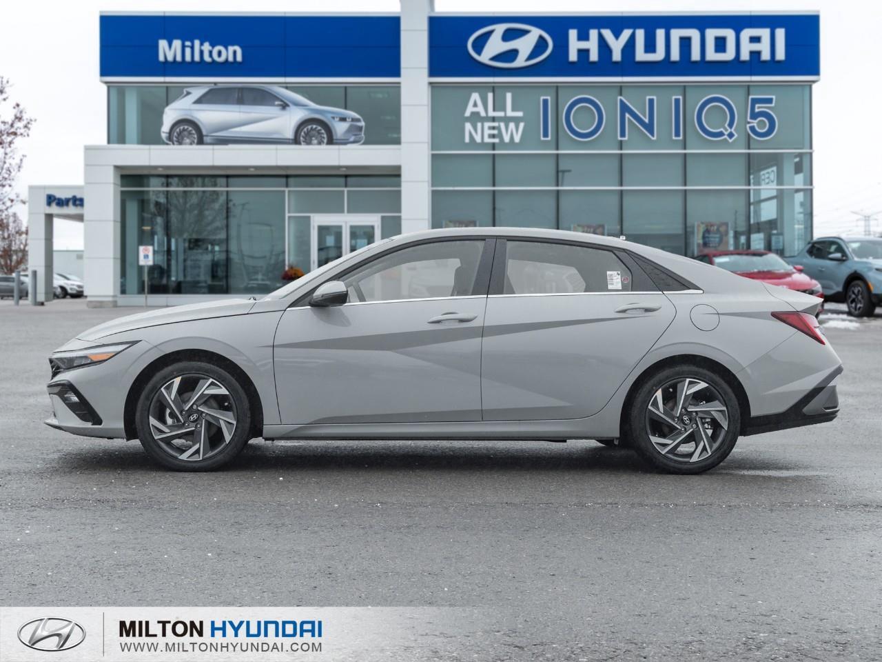 2026 Hyundai Elantra HEV Luxury 4dr Sedan Photo