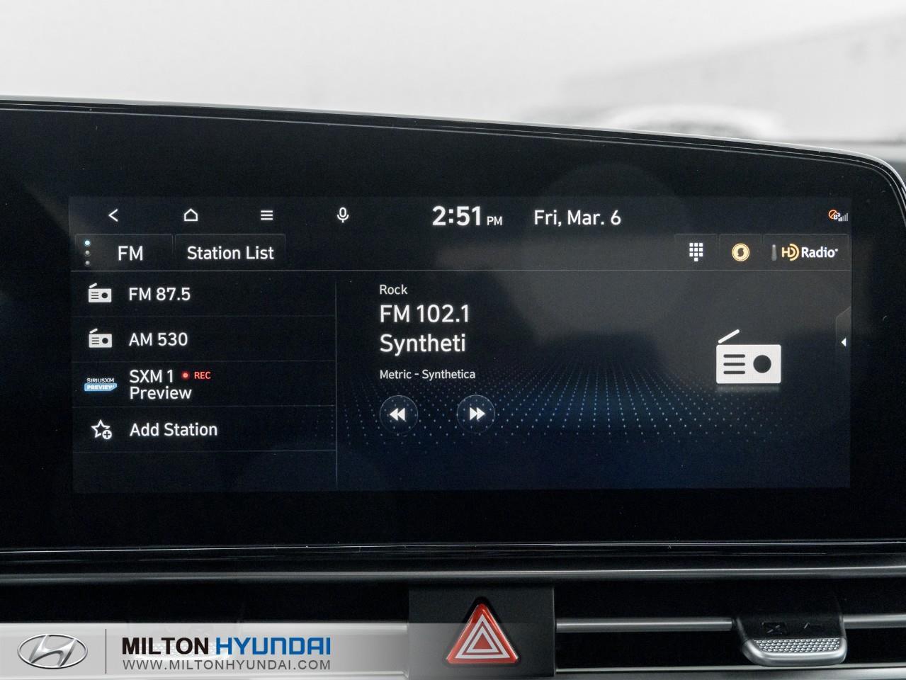 2026 Hyundai Elantra HEV Luxury 4dr Sedan Photo