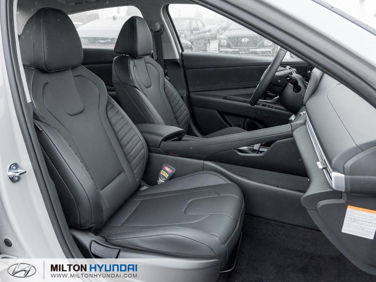 2026 Hyundai Elantra HEV Luxury 4dr Sedan Photo
