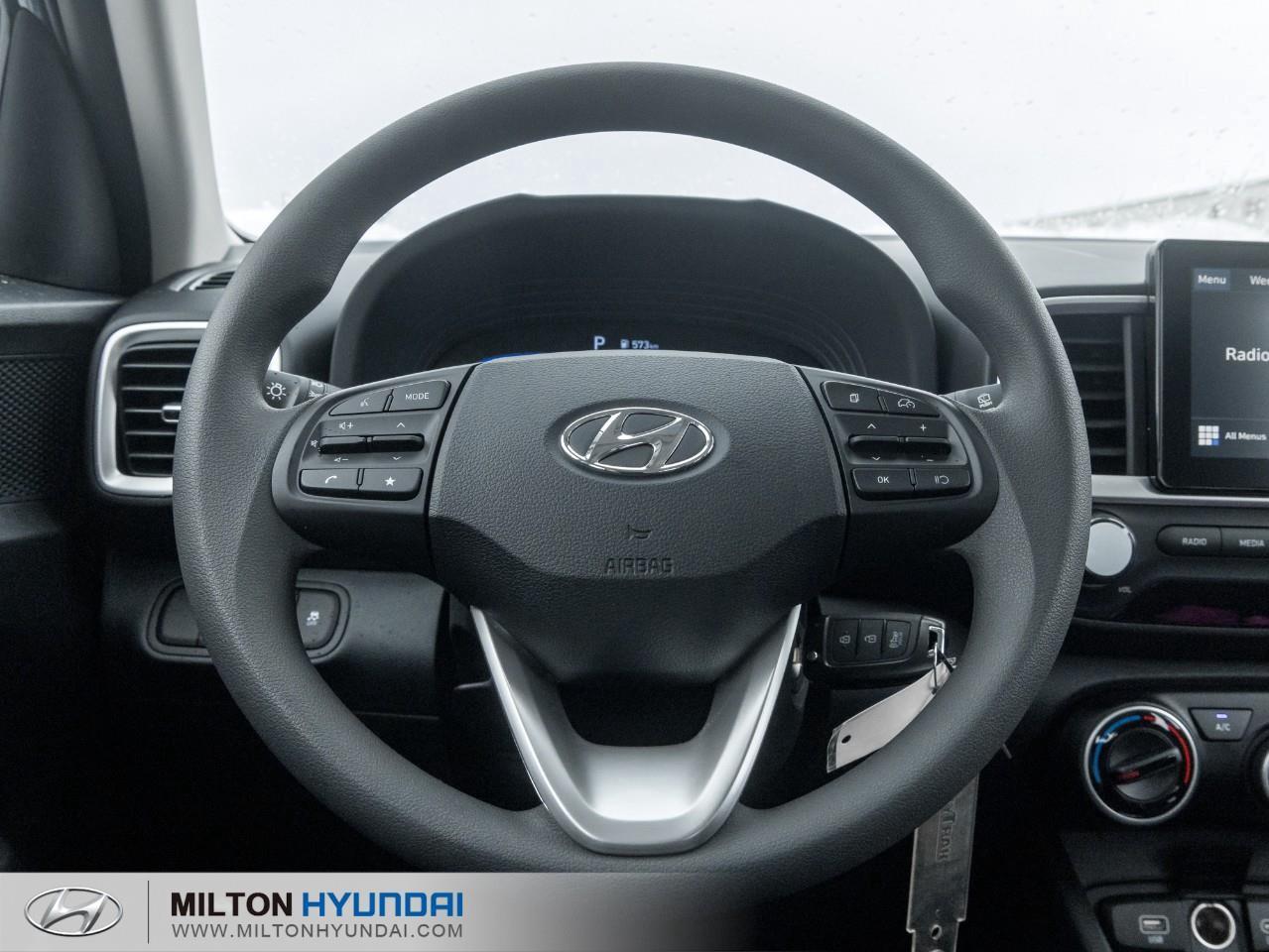 2026 Hyundai Venue Essential w/Two-Tone 4dr Front-Wheel Drive Photo