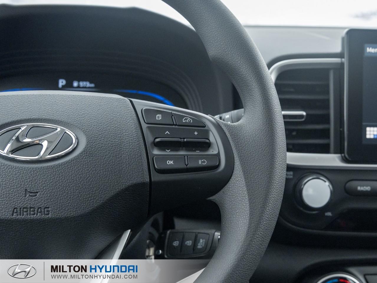 2026 Hyundai Venue Essential w/Two-Tone 4dr Front-Wheel Drive Photo