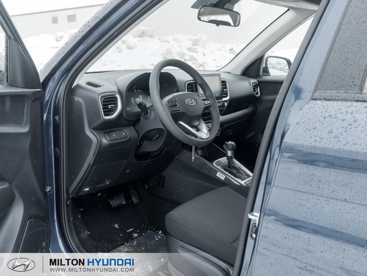 2026 Hyundai Venue Essential w/Two-Tone 4dr Front-Wheel Drive Photo