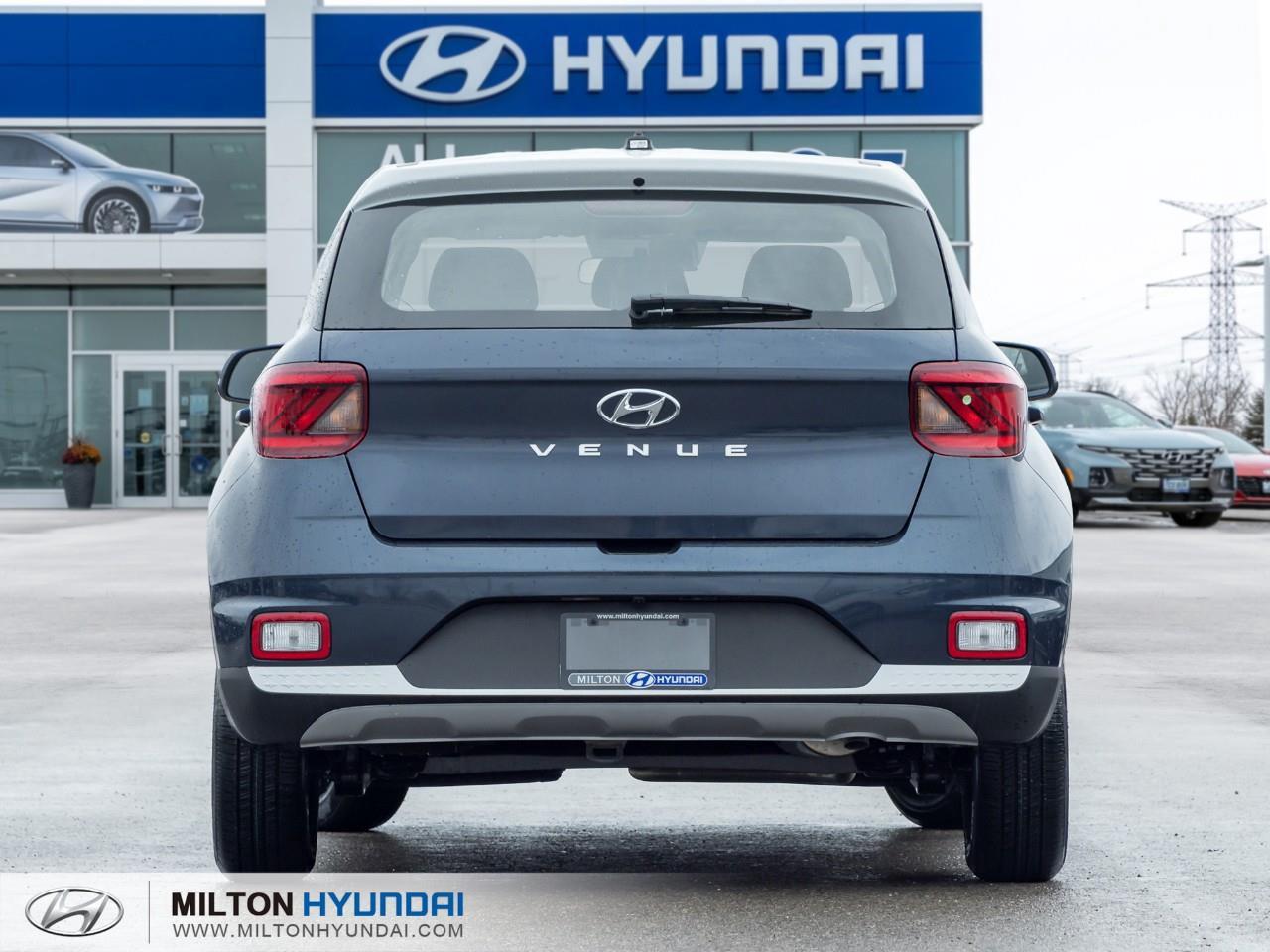 2026 Hyundai Venue Essential w/Two-Tone 4dr Front-Wheel Drive Photo